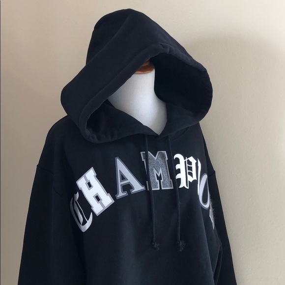 New champion black cropped hoodie graphic - Picture 4 of 9